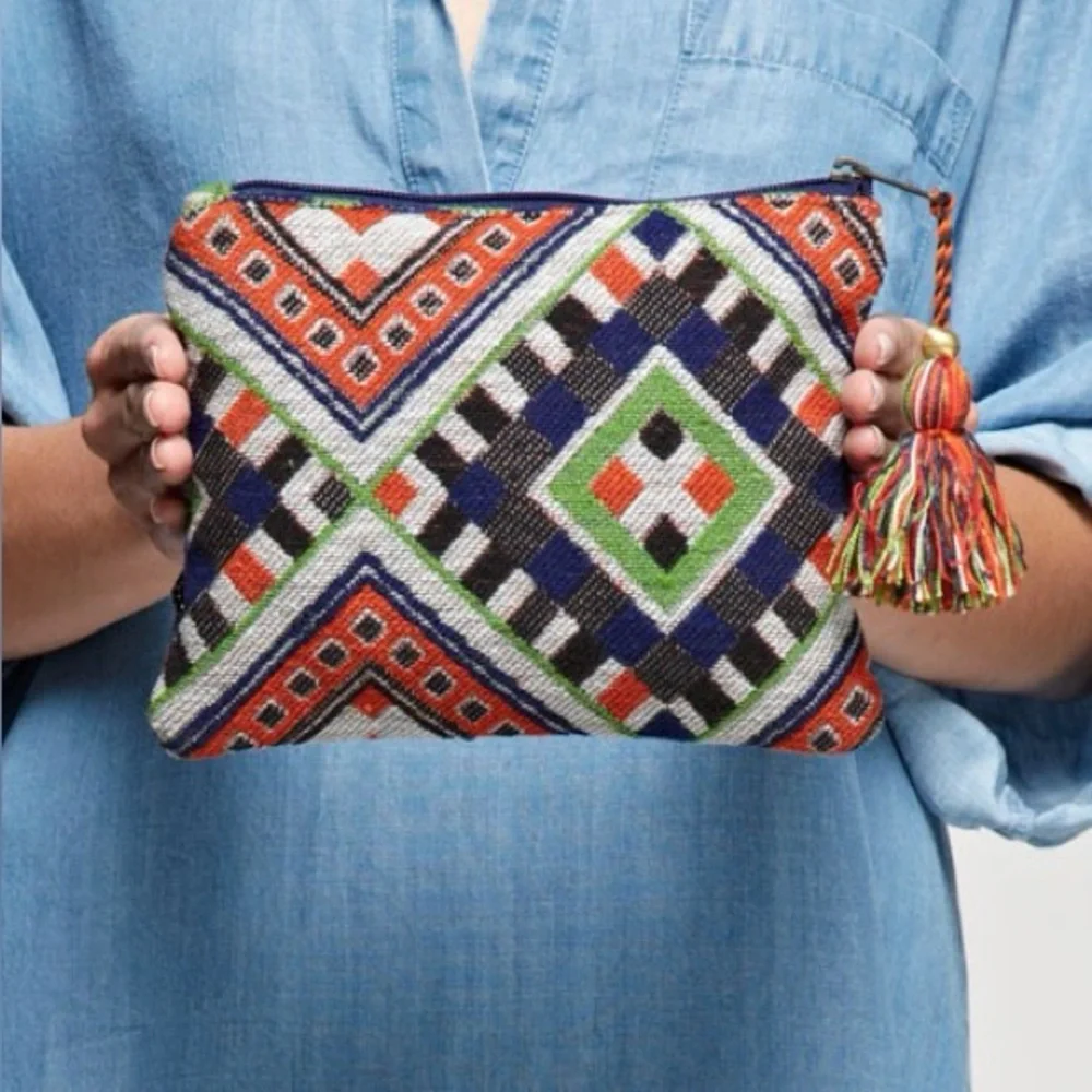 LOVESTITCH Diamond design cosmetic pouch